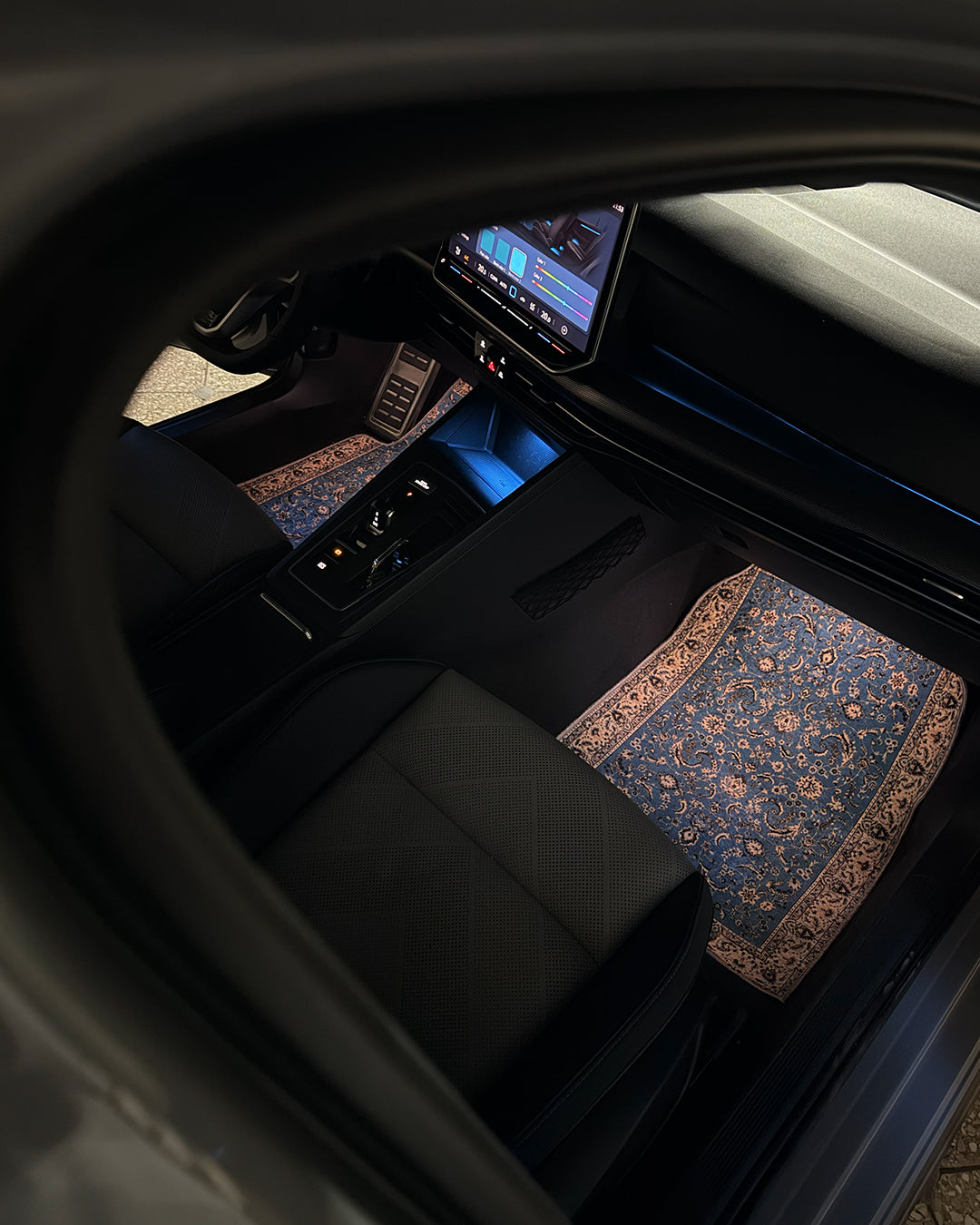 💠 أزورا - Azura